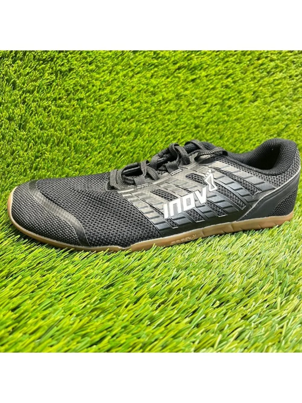 Inov-8 Bare-XF 210 V3 Mens Size 8.5 Black Athletic Cross Training Shoes Sneakers
